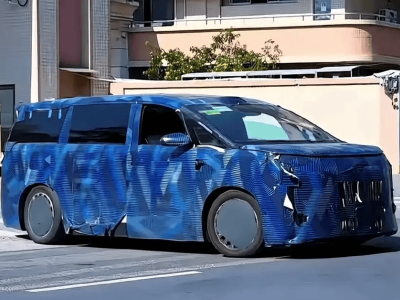 腾势D9L路试谍照现身 激光雷达加持或进军高端MPV新赛道