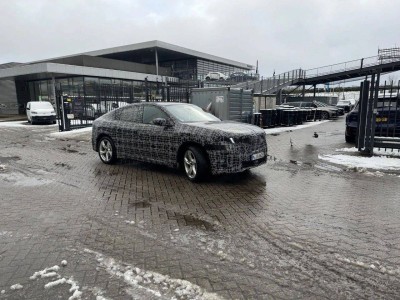 宝马iX4路试谍照再曝光!年内发布,或成宝马X4纯电继任者