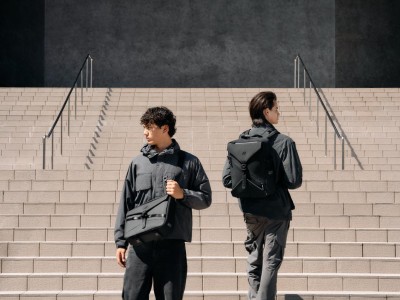 机能潮酷新选择，ROG神射手系列背包登场，通勤出行皆相宜