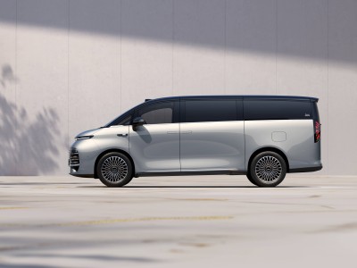 吉利银河V900开启预售！31.98万起，大空间高配置续航强