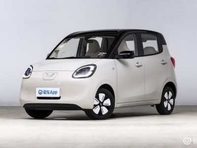 微型纯电代步车怎么选？五菱MINI EV与奔腾小马全方位对比来啦