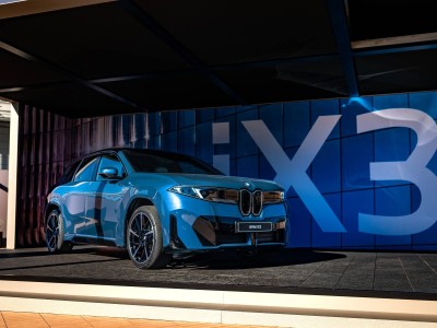 CES 2026宝马闪耀登场,新世代BMW iX3国产长轴距版下半年将上市