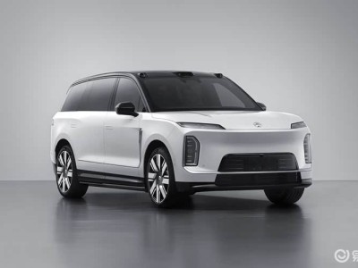 蔚来ES9全尺寸旗舰SUV闪耀登场工信部，高端纯电再添实力猛将