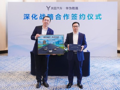 岚图泰山Ultra版测试车亮相，L3级量产SUV市场或迎新势力