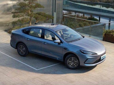 比亚迪单挡插混“增程化”显优势，自研电池助力友商难追赶