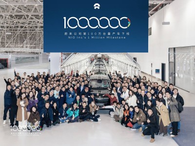 蔚来ES8：100万辆里程碑背后，高端纯电市场的破局与新征途