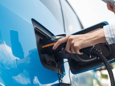 smart充电合作调整：与多家运营商到期不续 携手吉利浩瀚能源布局新生态