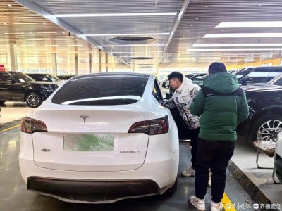 小米二手车“崩盘”真相:价格回调至合理区间,市场逻辑重塑中