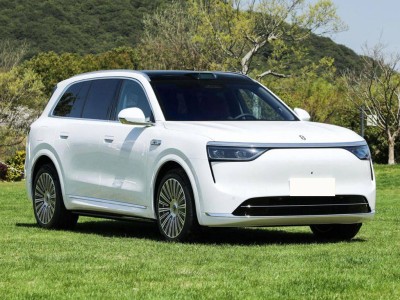 10款热门大型新能源SUV外观大比拼,哪款设计更能戳中你的心?