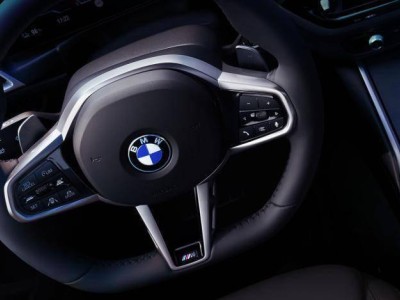 宝马新款i3“价格跳水”增配升级，传统豪车与新势力电车正面交锋