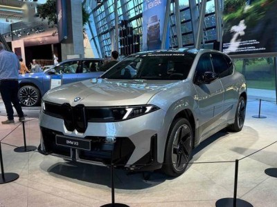 北京车展重磅来袭！全新宝马iX3长轴距版登场，900km续航成亮点