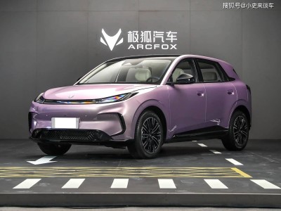 极狐T1：6.28万起售，超长轴距大空间，续航最长425公里的纯电新选择