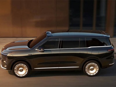 上汽智己LS9 Hyper正式亮相，增程动力搭配新设计，市场表现值得期待