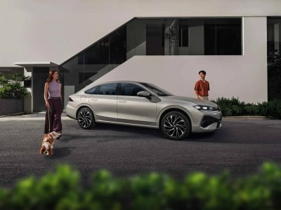 一汽-大众全新速腾S首发 燃油车存量竞争下的精细化破局新招