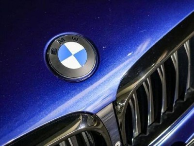 宝马2月全面换新标：去镀铬添哑光 细节调整传递品牌新质感