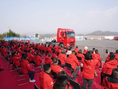 十年坚守共筑可靠未来 东风天龙哥俱乐部2026客户盛典开启共创共享新篇