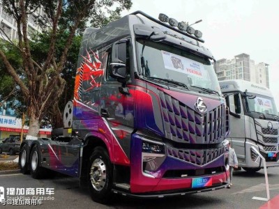 龙韵与科技交融！乘龙HK改装卡车亮相玉柴年会，彰显中国卡车独特魅力