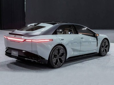 全新卡罗拉量产版假想图亮相，科幻外观搭配创新内饰，能否续写销量传奇？