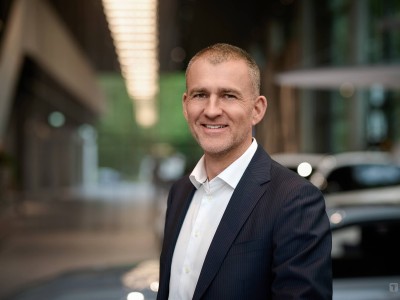 宝马大中华区换帅：柯睿辰接棒，以销售强执行力应对中国市场新挑战