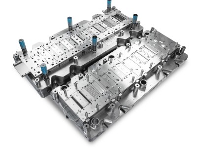 新能源燃料电池模具加工选厂指南：精度、技术、服务缺一不可