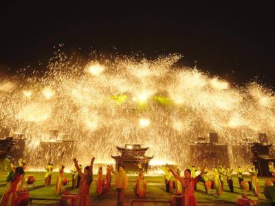 数字浪潮下“星农人”点亮乡村路，“星乡村”借力新媒体焕发新光彩