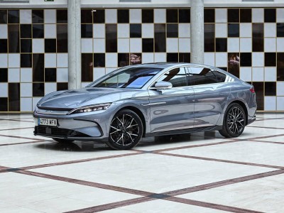 2025年比亚迪全球纯电销量登顶，技术积淀与本土化战略铸就新标杆