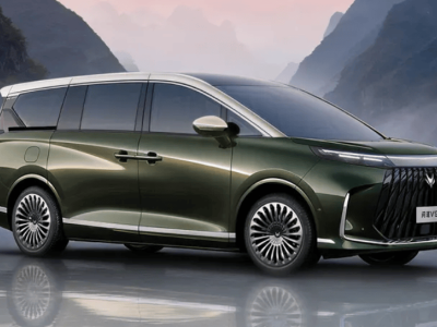 问道V9登场：极狐以高端MPV破局，重塑品牌价值与竞争力