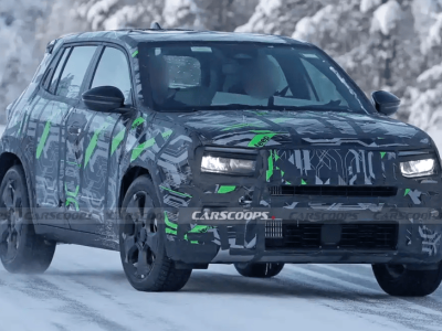 新款Jeep Avenger冬季测试谍照流出！2027年初发布，内饰动力全面升级