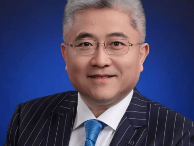 奔驰中国人事变动：段建军离任销售公司CEO转任战略顾问 李德思接任引领新篇