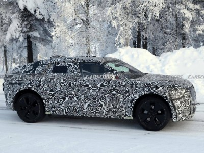 全新路虎揽胜星脉谍照来袭：溜背造型吸睛，纯电动力引领新潮流