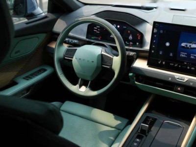 全新雷克萨斯ES四月登场！动力强油耗低，北方冬季痛点有解了