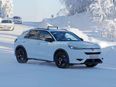 海外谍照揭秘：全新大众T-Roc R携333马力来袭，2026年春季首发在即