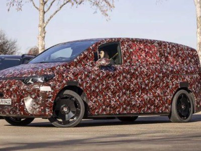 奔驰全新豪华MPV VLE即将登场：自动泊车+后轮转向，续航充电双优