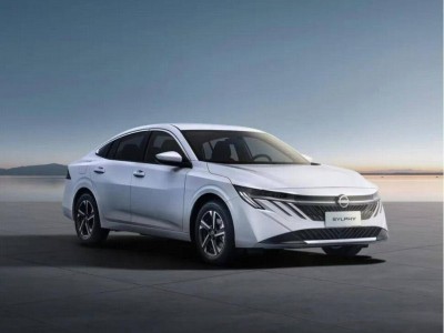 东风日产全新轩逸焕新登场！8155芯片+双联屏，9.49万起售