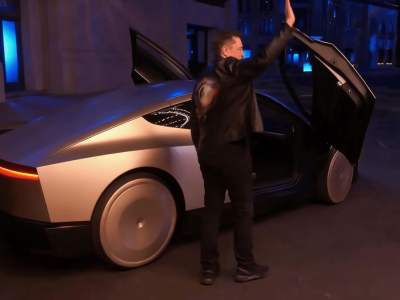 特斯拉Cybercab“无方向盘”新突破:无线充电能否开启无人驾驶新纪元?