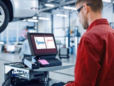 MWC2026：联想携多款企业级AI终端亮相，助力AI从“能用”迈向“好用”