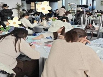 拼豆店崛起密码:低客单价引流,高时长锁客,解锁实体新机遇