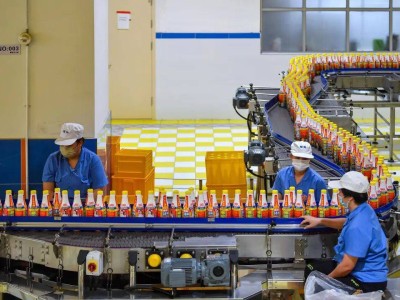 椰树集团低俗营销屡教不改，法律红线岂容反复试探？