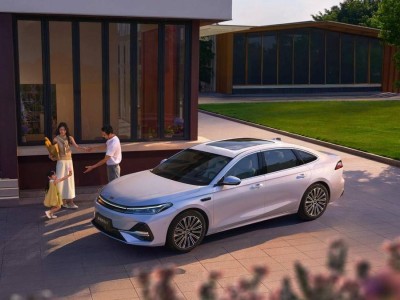 吉利银河A7:以多重硬核安全设计,为家庭出行筑牢安心屏障