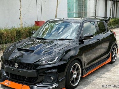 新款铃木雨燕运动轿车惊艳登场，以独特魅力搅动车界风云