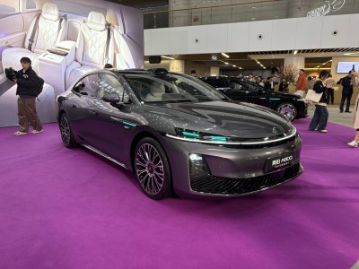 广汽昊铂A800上市！智慧座舱搭配创新座椅，售价18.98万元起