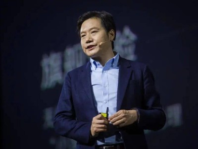 雷军谈AI时代工作新模式引热议，AI是把双刃剑还是解放人力新契机？