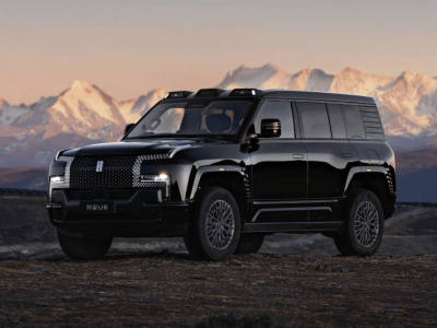 5分钟闪充+第二代刀片电池！2026款仰望U8内饰焕新，重新定义百万级硬派SUV