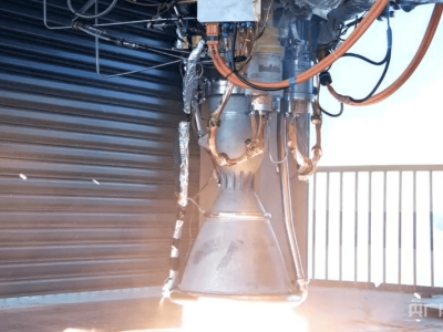 合肥星火空间“烈焰二号”试车成功 开启电循环火箭新篇章