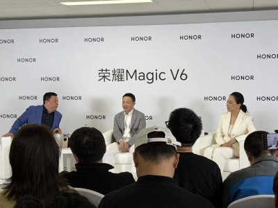 荣耀李健谈转型：以“智启人本”为核 驱动自身与行业变革新篇