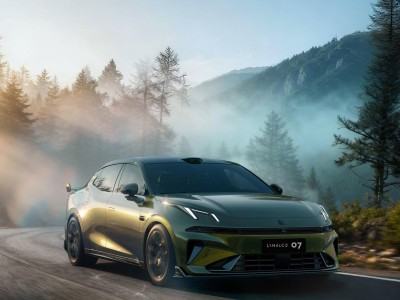 全新领克07 EM-P碳纤维尾翼版明日登场，运动外观与超长续航齐亮相