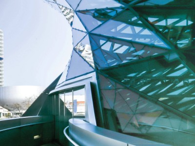 宝马集团2025年稳健前行：多元动力布局全球 新世代车型加速中国落地