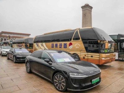 华为北汽携手赋能，享界S9以硬核实力获两会认可，开启国产豪华轿车新篇