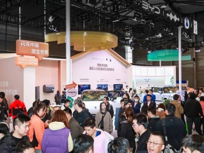 比亚迪AWE2026闪耀登场：以智慧生态与闪充技术引领“人-车-家”新潮流