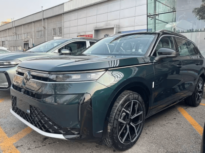 全新大众揽巡到店：内外焕新科技感足，对比汉兰达优势尽显引关注